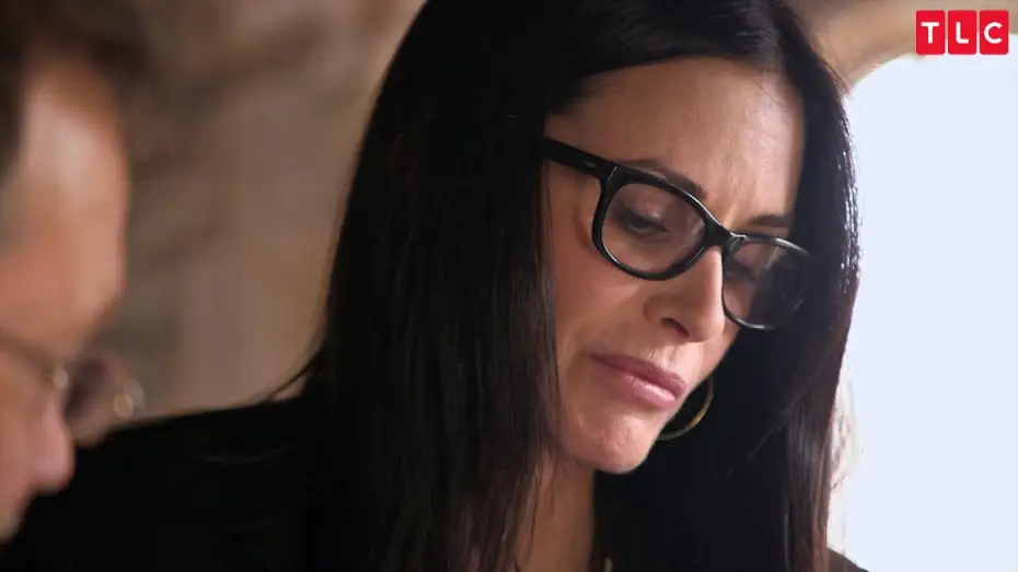 Video for the series Who Do You Think You Are? — Courteney Cox Discovers Royal Drama In Her Family Tree | Who Do You Think You Are?