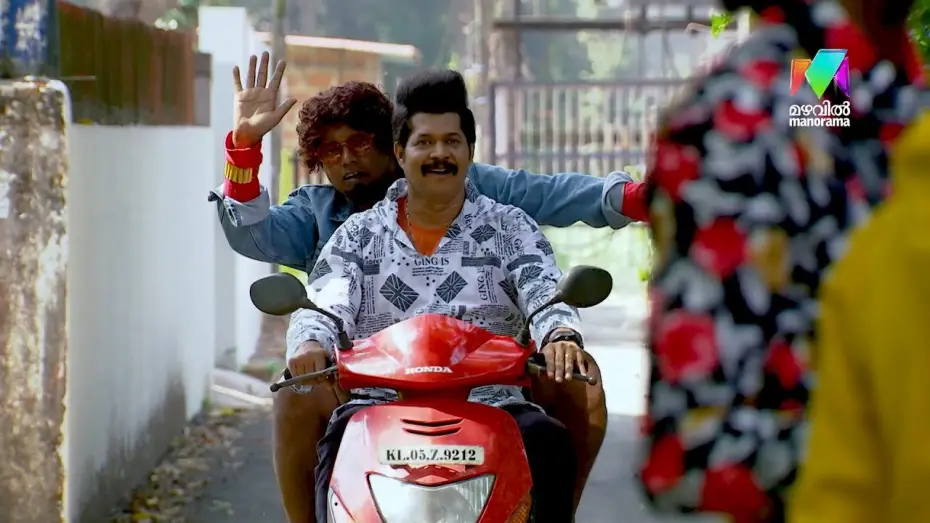 Video for the series Marimayam — #marimayam  - Promo ക്ലിക്ക് ആകണോ എന്നാൽ ട്രാക്ക് മാറ്റിക്കോ 🤣 | Mazhavil Manorama