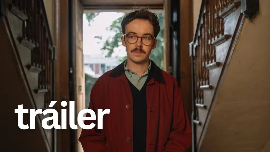 Video for the series Leonard and Hungry Paul — LEONARD Y HUNGRY PAUL (Filmin) | Tráiler español - Serie de comedia narrada por Julia Roberts