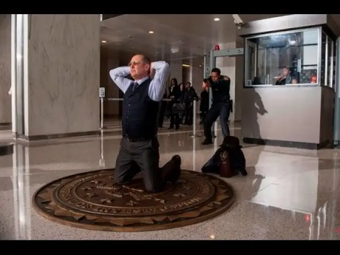 Видео к сериалу The Blacklist — Reddington surrenders himself to the FBI