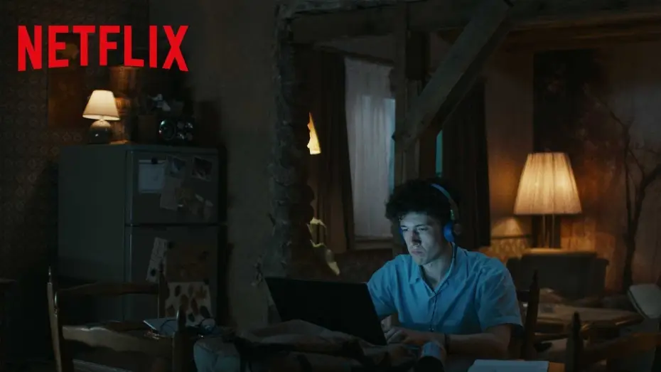 Video for the series How to Sell Drugs Online (Fast) — Trailer [Subtitled]