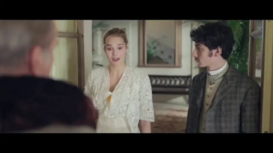 Video for the series The Bonfire of Destiny — Le bazar de la charité | Bande annonce #2 | TF1 - Netflix