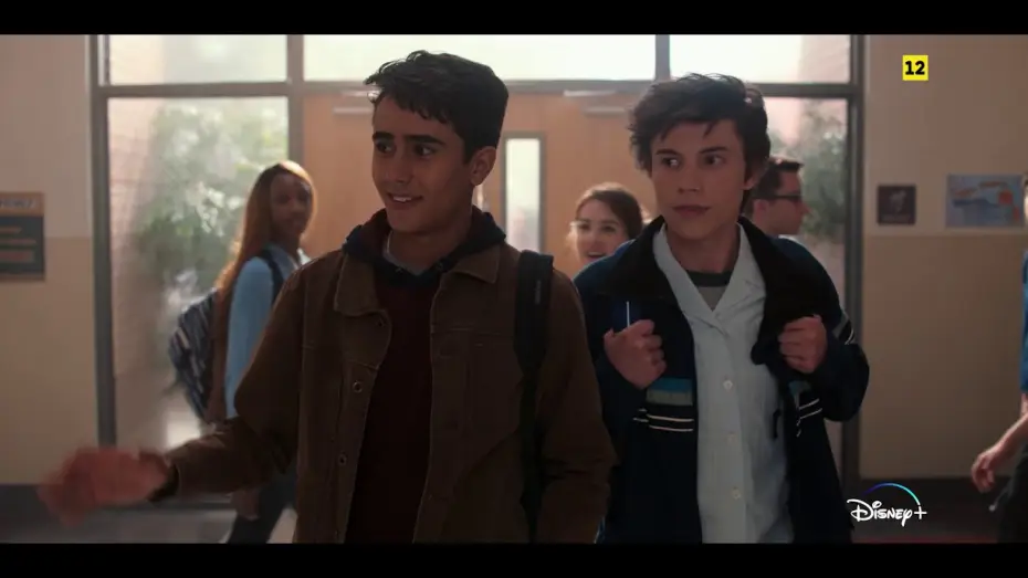 Видео к сериалу Love, Victor — Con amor, Victor | Tráiler oficial en español | Disney+
