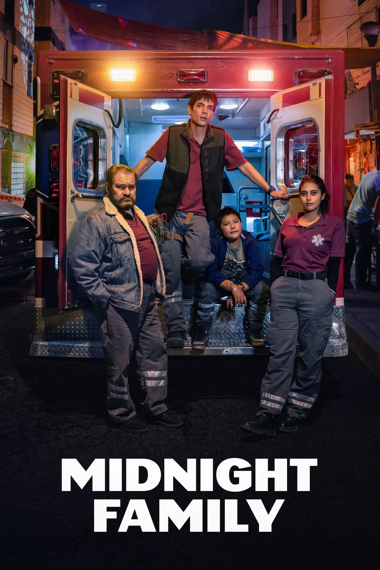 Постер к сериалу "Midnight Family"