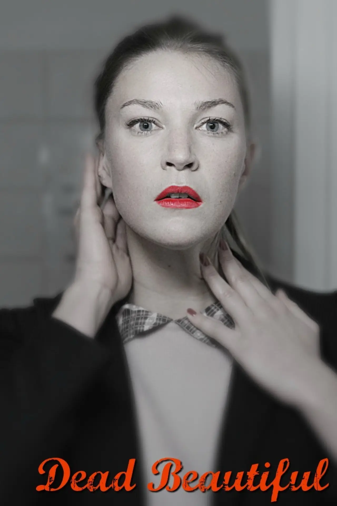 Series poster "Dead Beautiful"