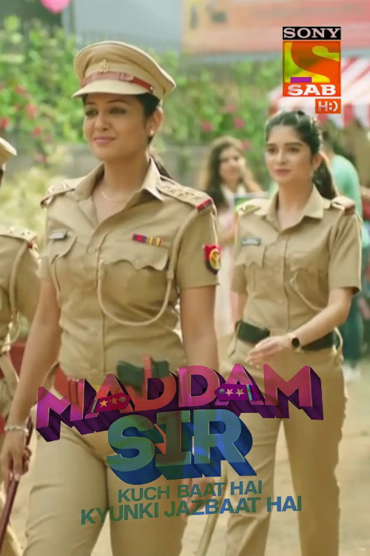 Series poster "Maddam Sir"