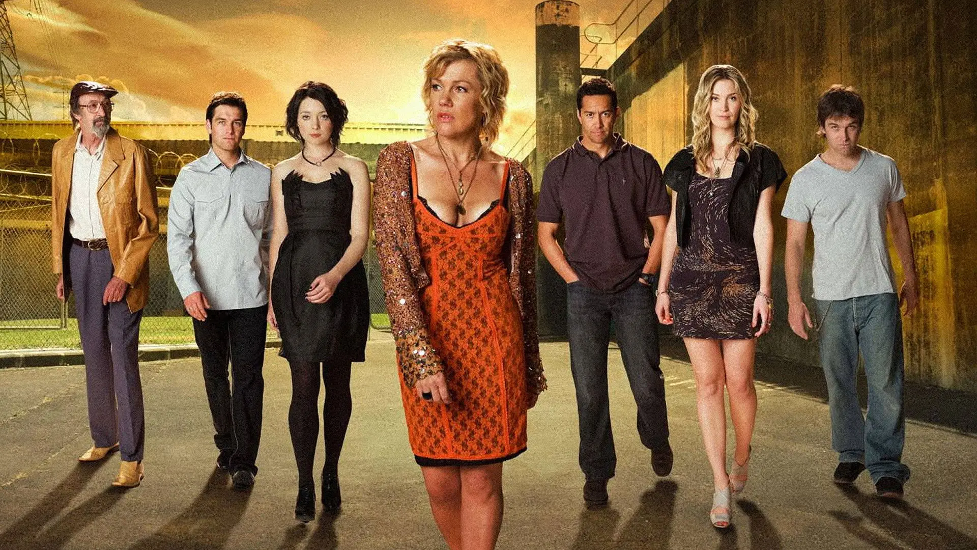 Video for the series Outrageous Fortune — Outrageous Fortune Series 5 Trailer