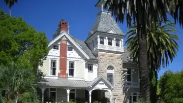 Backdrop к сериалу "Falcon Crest" #1291928