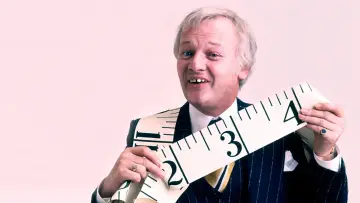 Backdrop к сериалу "Are You Being Served?" #1451986