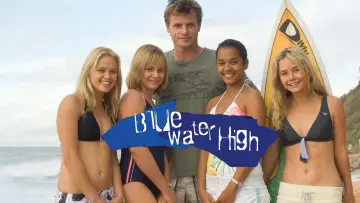 Backdrop for the TV series "Blue Water High" #1540616