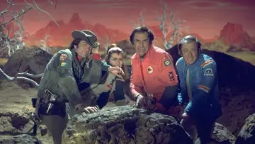 Backdrop к сериалу "Space: 1999" #1377641