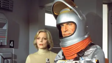 Backdrop к сериалу "Space: 1999" #1377652