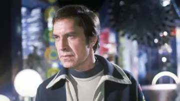 Backdrop к сериалу "Space: 1999" #1377654