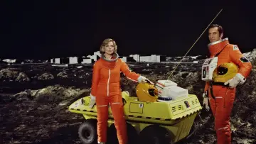 Backdrop к сериалу "Space: 1999" #1377672