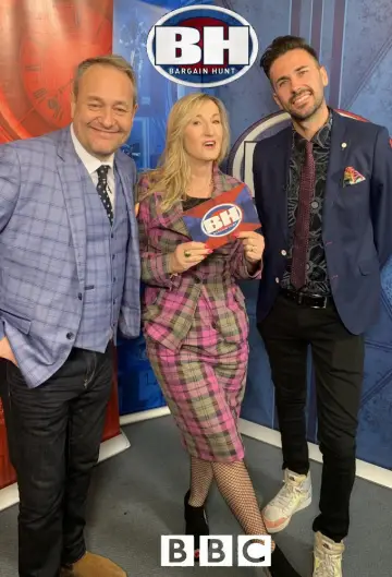 Poster к сериалу "Bargain Hunt" #1221459