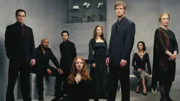 Backdrop к сериалу "Six Feet Under" #1299234