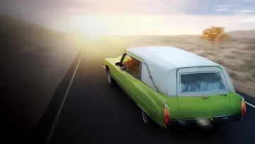 Backdrop к сериалу "Six Feet Under" #1299253
