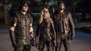 Backdrop к сериалу "Arrow" #1245079
