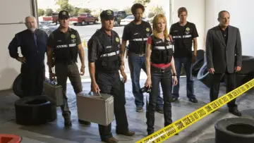 Backdrop к сериалу "CSI: Crime Scene Investigation" #1233167