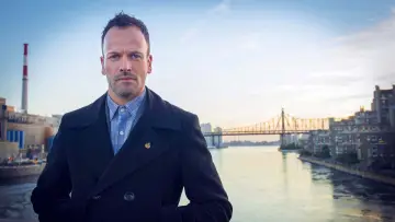 Backdrop к сериалу "Elementary" #1258526