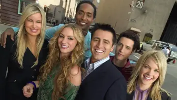 Backdrop к сериалу "Joey" #1367540
