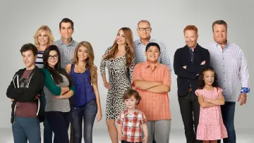 Backdrop к сериалу "Modern Family" #1318209