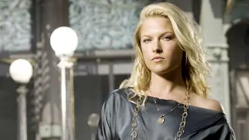 Backdrop к сериалу "Heroes" #1257414