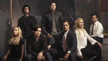 Backdrop for the TV series "Heroes" #1257487