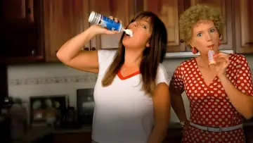 Backdrop for the TV series "Kath & Kim" #1885864