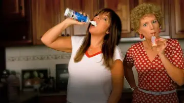 Backdrop for the TV series "Kath & Kim" #1885869