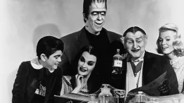 Backdrop к сериалу "The Munsters" #1358367