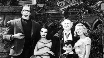Backdrop к сериалу "The Munsters" #1358370