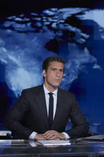 Poster for the TV series "World News Tonight with David Muir" #1510644