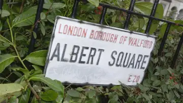 Backdrop к сериалу "EastEnders" #1218876