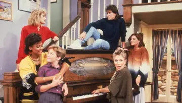 Backdrop к сериалу "The Facts of Life" #1301412
