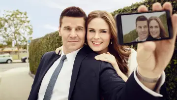 Backdrop к сериалу "Bones" #1241185