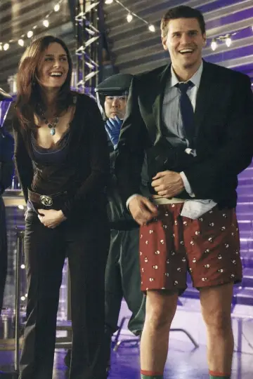 Poster к сериалу "Bones" #1241473