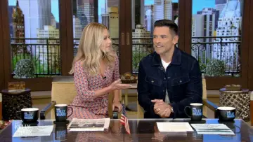 Backdrop к сериалу "LIVE with Kelly and Mark" #1221082