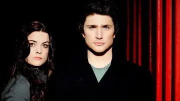 Backdrop for the TV series "Kyle XY" #1467870