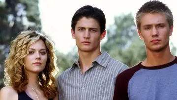 Backdrop к сериалу "One Tree Hill" #1318374