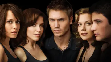 Backdrop к сериалу "One Tree Hill" #1318398