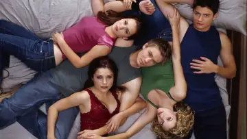 Backdrop к сериалу "One Tree Hill" #1318400
