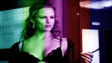 Backdrop for the TV series "Alias" #1659651