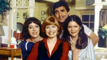 Backdrop к сериалу "One Day at a Time" #1315785