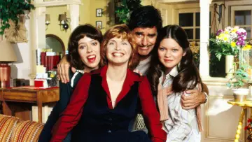 Backdrop к сериалу "One Day at a Time" #1315795