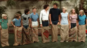 Backdrop к сериалу "The Brady Bunch" #1388292