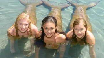 Backdrop к сериалу "H2O: Just Add Water" #1349454
