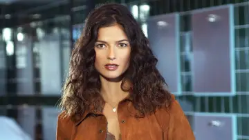 Backdrop к сериалу "Crossing Jordan" #1269488