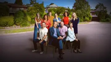 Backdrop к сериалу "Neighbours" #1301077