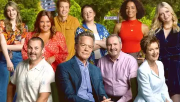 Backdrop к сериалу "Neighbours" #1301080